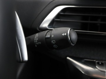 Peugeot 3008 II Plug-In Hybrid Facelifting 1.6 HYBRID 225KM 2022 Peugeot 3008 PHEV full LED półskóra navi, zdjęcie 34