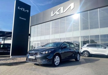 Kia Ceed III Hatchback Facelifting  1.5 T-GDI 160KM 2022 Kia Ceed 1 Wl. , Salon PL , Zadbany , 1.5 benz...