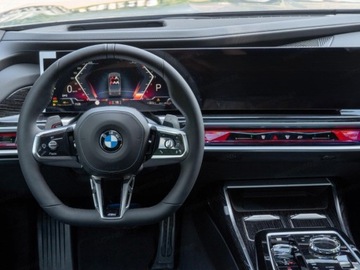 BMW Seria 7 G70 Sedan 3.0 40d 299KM 2025 BMW Seria 7 740d xDrive Sport Sedan 3.0 (299KM) 2025, zdjęcie 8