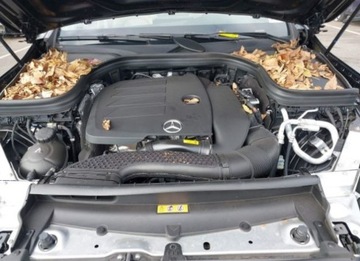 Mercedes GLC C254/X254 2022 Mercedes-Benz GLC 2022, 2.0L, 4x4, od ubezpieczalni, zdjęcie 12