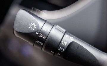 Toyota C-HR I Crossover 1.8 Hybrid 122KM 2019 Toyota C-HR 1.8 Hybrid Premium 1.8 Hybryda 122KM, zdjęcie 23