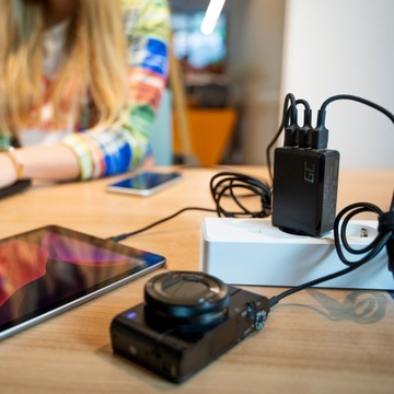 USB — кабель Lightning, 1,2 м + зарядное устройство Green Cell, 30 Вт, 3 шт. USB-A