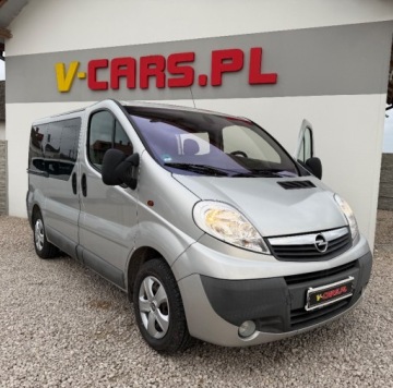 Opel Vivaro A Combi L1 2.0 CDTI 115KM 2014 Opel Vivaro Vivaro 2.0 Cdti- 9-cioosobowy - 105 000km 2.0 Diesel 114KM, zdjęcie 17