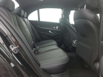 Mercedes Klasa E W214 2023 Mercedes-Benz Klasa E 350 4Matic 2023 2.0l 2.0 Benzyna 255KM, zdjęcie 10