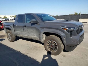 Toyota Tacoma II 2025 Toyota Tacoma Double Cab 2025 2.4 Benzyna 278KM, zdjęcie 4