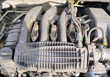 Citroen C3 II 2014 Citroen C3 2014r, 1.2 Benzyna. Lekko uszkodzony tyl. Jezdzi. 1.2 Benzyna, zdjęcie 20