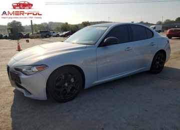 Alfa Romeo Giulia II Sedan Facelifting 2.0 Turbo 280KM 2021 Alfa Romeo Giulia 2021 Sport Rwd 2.0 Benzyna 280KM