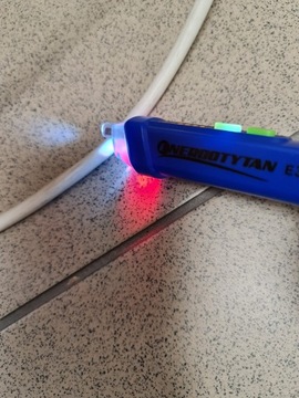 ТЕСТЕР ПЕРЕМЕННОГО НАПРЯЖЕНИЯ 12–1000 В БЕСКОНТАКТНЫЙ ТЕСТЕР