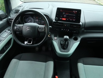 Citroen Berlingo III Osobowy M 1.5 BlueHDi 102KM 2021 Citroen Berlingo 1.5 BlueHDi, Salon Polska, zdjęcie 6