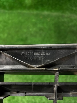 MASKA MŘÍŽKA MERCEDES TŘÍDA E W211 A2118800583 02-