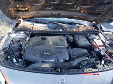 Mercedes GLA I 2019 Mercedes-Benz GLA 2019 r. 2,0L 250 FWD 2.0 Benzyna 208KM, zdjęcie 11