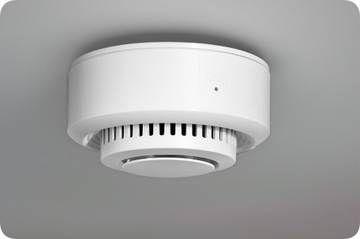 Датчик дыма Пожарный детектор WIFI ПОЖАРНАЯ СИГНАЛИЗАЦИЯ БЕСПРОВОДНАЯ TUYA