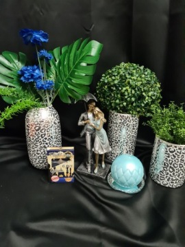 ВАЗА-ТРУБА С СЕРЕБРЯНЫМИ ЦЕНТЛЯМИ H20 СМ