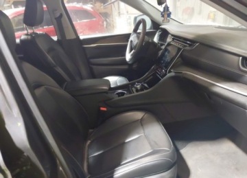 Jeep Grand Cherokee V 2024 Jeep Grand Cherokee 2024r., Limited 4x4, 3.6L, od ubezpieczalni 3.6 Benzyna, zdjęcie 7