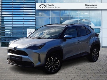 Toyota Yaris IV Cross 1.5 Hybrid 116KM 2023 Toyota Yaris Cross Hybrid 1.5 Comfort 4x4 Hybrid 1