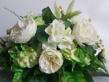 ИСКУССТВЕННЫЕ ЦВЕТЫ Украшение могилы кладбище