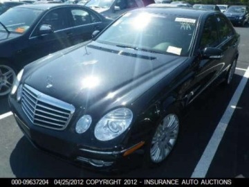 Mercedes Klasa E W211 2008 Mercedes-Benz Klasa E 550 2008 5.5 Benzyna 382KM, zdjęcie 1