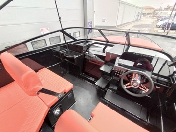 Nowa łódź motorowa Atlantic Marine 720 Day Crusier z przyczepą_Eskapader