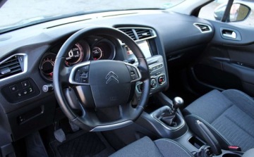 Citroen C4 II Hatchback 5d Facelifting 1.2 PureTech 130KM 2017 Citroen C4 Bezwypadkowy Serwis Stan Idealny Wyposazony 1.2 Benzyna, zdjęcie 13
