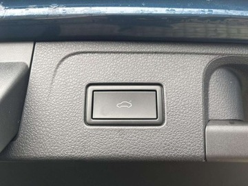 Volkswagen Passat B8 Variant Facelifting 2.0 TDI SCR 150KM 2023 Volkswagen Passat Variant TDI 150KM Business Ambiente Area View LED Mat, zdjęcie 21