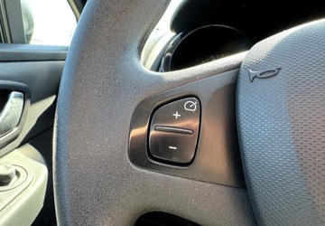 Renault Clio IV Grandtour  1.2 16V 74KM 2013 Renault Clio 1.2 benzyna Klimatyzacja Nawigacja Tempomat GWARANCJA 1.1 73KM, zdjęcie 20