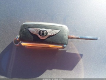 Bentley Continental I 2006 Bentley Flying Spur 2006. 6.0 Benzyna 552KM, zdjęcie 12