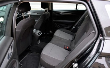 Opel Insignia II Sports Tourer 1.6 CDTI 136KM 2019 Opel Insignia Bezwypadkowy Zadbany Oszczedny Zarejestrowany 1.6, zdjęcie 13