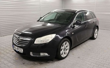 Opel Insignia I Sports Tourer 2.0 CDTI ECOTEC 110KM 2009 Opel Insignia Panorama, Multifunkcja, Tempomat, Komputer, Climatronic, Zad