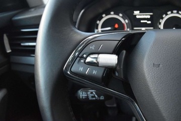 Skoda Kamiq Crossover 1.0 TSI 110KM 2023 Skoda Kamiq SalonPL TSI 110KM Ambition Comfort Tech ACC FullLED Gwarancja, zdjęcie 13