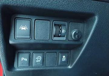 Nissan Qashqai II Crossover 1.6 dCi 130KM 2016 Nissan Qashqai 2016r, SALON POLSKA, 1.6 DCI. Uszkodzony przod i lekko tyl., zdjęcie 10