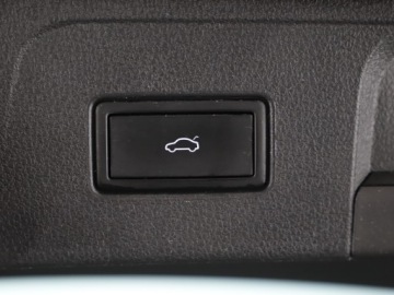 Volkswagen Passat B8 2020 Volkswagen Passat Variant GTE 218 KM Hybryda Plug-, zdjęcie 24