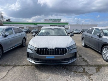 Skoda Superb IV Kombi 2.0 TDI 193KM 2025 Skoda Superb Skoda Superb Combi 2.0 TDI 4x4 Edition 130 2.0 Diesel 193KM, zdjęcie 1