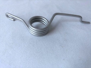 ПРУЖИНА РУЧНИКА ЛЕВАЯ + ПРАВАЯ AUDI VW OE