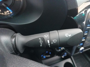 Toyota Hilux VIII Podwójna kabina Facelifting 2.8 D-4D 204KM 2023 Toyota Hilux 2.8 D-4D Double Cab Invincible Sport, zdjęcie 18