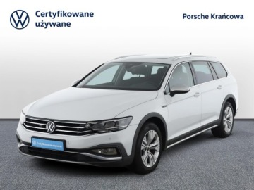 Volkswagen Passat B8 Variant Facelifting 2.0 TDI SCR 200KM 2023 Volkswagen Passat Alltrack | APP | Panorama | Hak