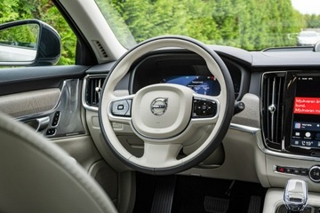 Volvo V90 II Plug-In Facelifting 2.0 T8 Plug-In Hybrid 455KM 2025 Volvo V90 Ultra Dark T8 AWD Plug-in hybrid (310 +, zdjęcie 25