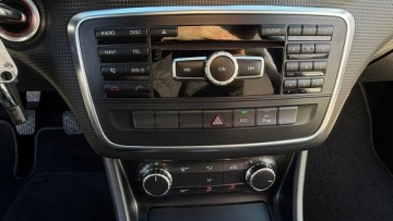 Mercedes Klasa A W176 Hatchback 5d 1.5 180 CDI BlueEFFICIENCY 109KM 2013 Mercedes A 180 1.5CDi 109PS OPŁACONY Bezwypadkowy, zdjęcie 28