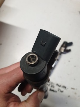BOSCH 0445110090 VSTŘIKOVACÍ TRYSKA