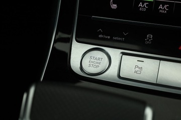 Audi Q8 SUV 3.0 55 TFSI 340KM 2019 Audi Q8 55 TFSI, Salon Polska, Serwis ASO, 4X4, zdjęcie 21