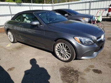 Mercedes Klasa C W205 2017 Mercedes-Benz Klasa C 2017, 2.0L, 4x4, od ubez..., zdjęcie 3