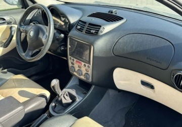 Alfa Romeo 147 Hatchback 1.6 i 16V T.Spark 120KM 2007 Alfa Romeo 147 1.6 benzyna 120 ,2007 1.6 Benzyna 120KM, zdjęcie 1