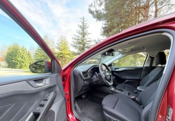 Ford Focus IV Kombi 1.5 EcoBoost 150KM 2019 Ford Focus Ford Focus 1.5 EcoBoost Titanium X 1.5 Benzyna 150KM, zdjęcie 12