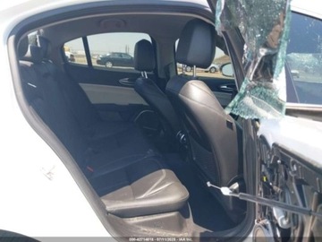 Alfa Romeo Giulia II Sedan Facelifting 2.0 Turbo 280KM 2020 Alfa Romeo Giulia 2020 Alfa Romeo Giulia RWD 2.0 Benzyna 280KM, zdjęcie 7