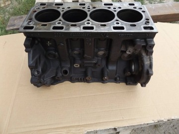 MOVANO II 2,5DCI BLOK MOTORU 8200349962
