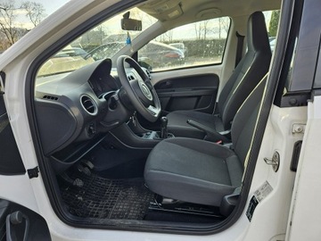 Volkswagen up! Hatchback 5d 1.0 MPI 60KM 2015 Volkswagen Up! 1,0 benzyna 60KM, zdjęcie 4
