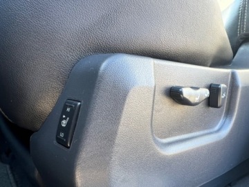 Renault Koleos I SUV Facelifting 2013 2.0 dCi 173KM 2015 Renault Koleos 4X4 AUTOMAT NAWIGACJA SKORY GRZANE FOTELE PANORAMA DACH BOS, zdjęcie 22