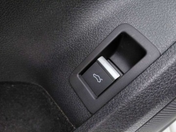Audi A5 F5 Sportback Facelifting 2.0 40 TFSI 204KM 2021 Audi A5 Sportback Kamera cofania Podgrzewane fotele Asystent parkowania, zdjęcie 16