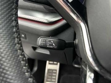 Skoda Octavia IV Liftback 2.0 TDI SCR 200KM 2022 Skoda Octavia RS 2.0 TDI 200KM 4x4 Fotele Ergonomi, zdjęcie 28