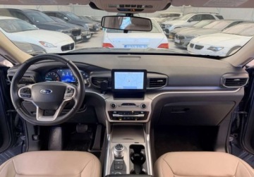 Ford Explorer VI SUV 2.3 EcoBoost  280KM 2021 Ford Explorer 4x4 Explorer 2.3 T Benz 280 KM 2021r Warszawa 2.3 Benzyna, zdjęcie 6