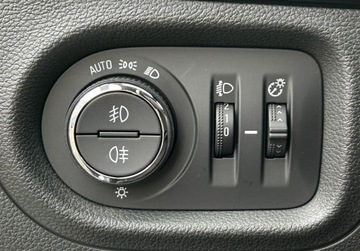 Opel Astra K Hatchback 5d 1.4 Turbo 150KM 2018 Opel Astra Dynamic, Tempomat, GPS, Kamera, Podgrzewane fotele i kierownica, zdjęcie 19